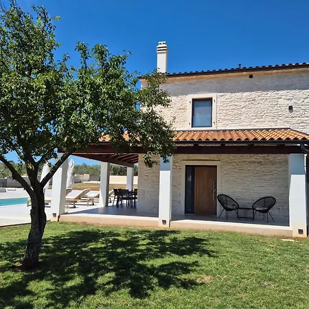 Stone With Private Pool *